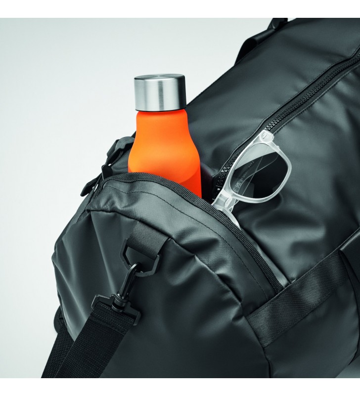 Sports bag in 50C tarpaulin